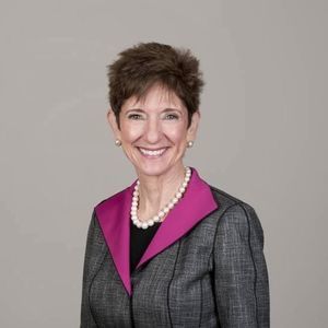 Meet your Posher, Phylis